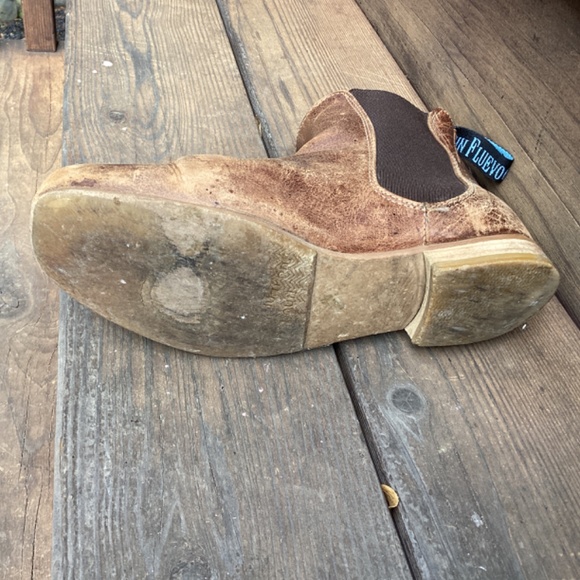 John Fluevog radio RCI Chelsea boots 7 - Picture 6 of 8